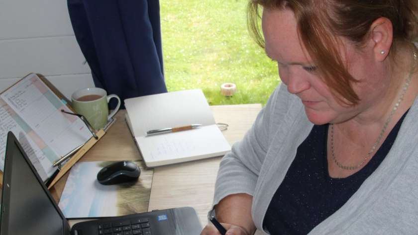 freelance copywriter uk